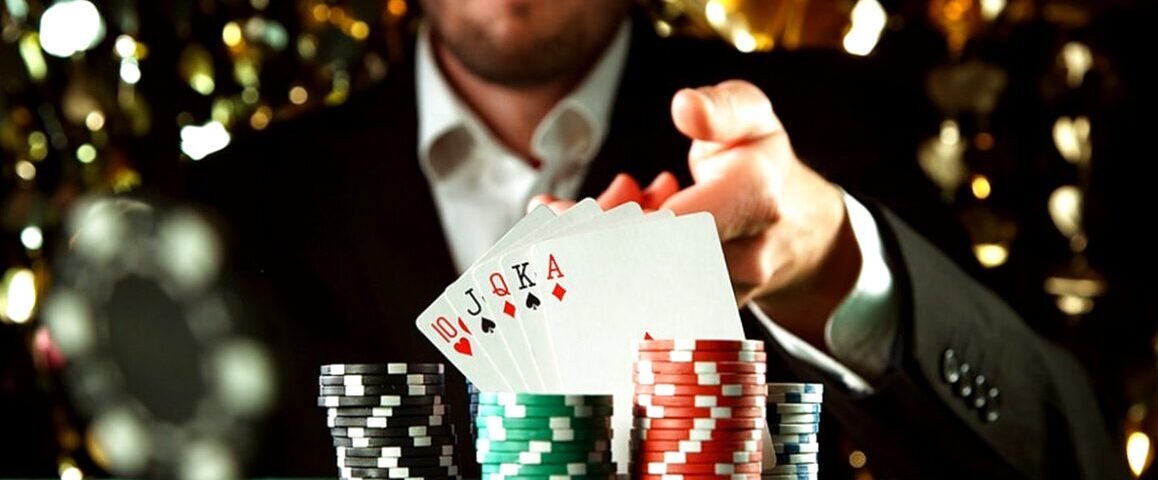Expert Tips for Improving Your Online Poker